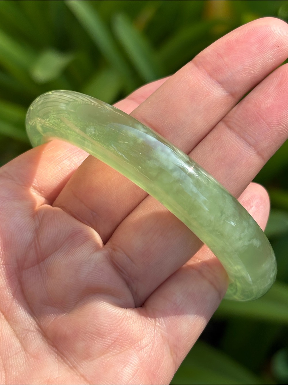 59mm Inner Diameter Translucent Green Xiuyu Jade Bangle 2566 - Picture 8 of 8